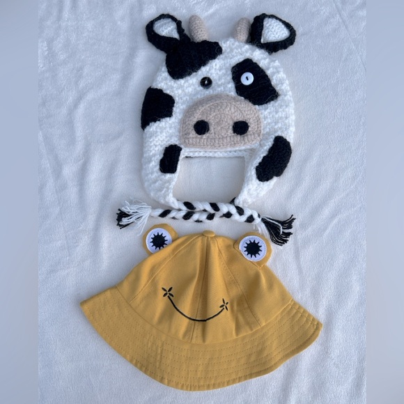 Cow & Smiley Face Hats | One Size | Preowned - Picture 1 of 8